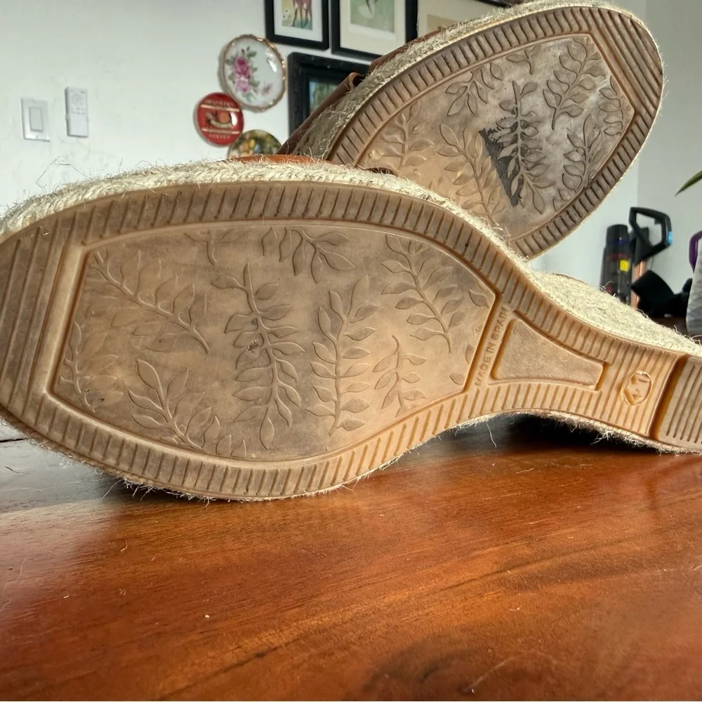 Elegant Brown Leather Espadrille Wedges